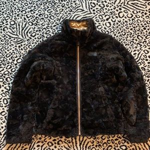 The North Face Girls Reversible Mossbud Swirl Coat